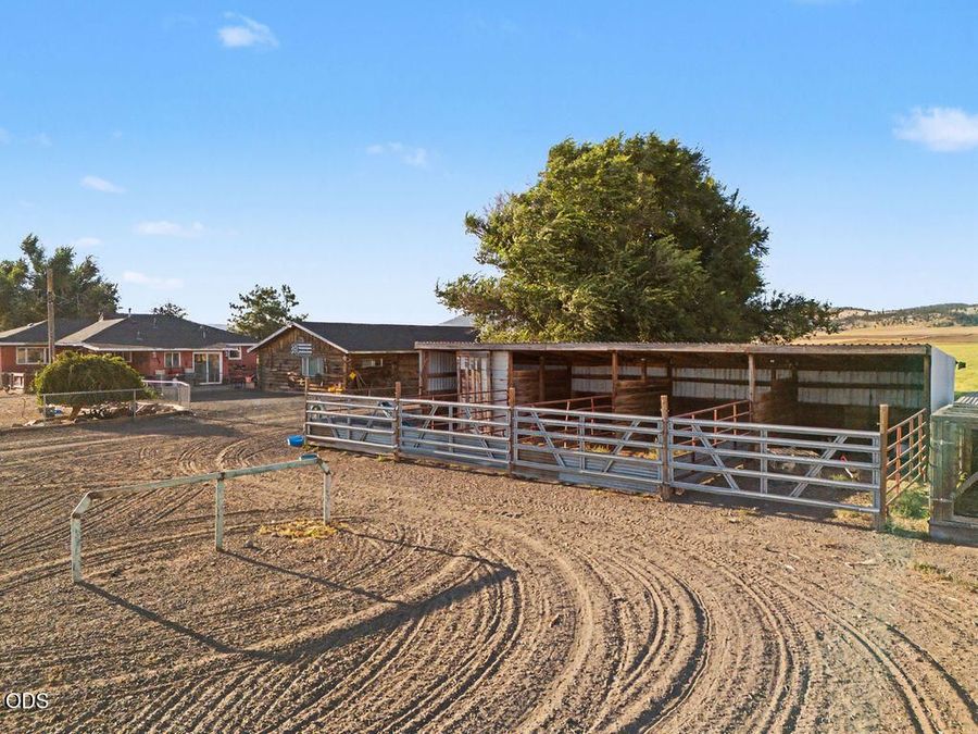 Property Image 10