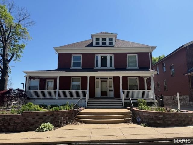 6120 Victoria Avenue, Saint Louis, MO 63139 Main Photo