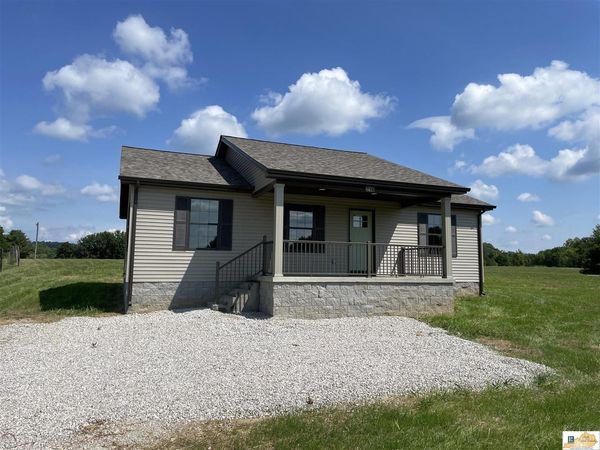 216 Johnson Springs Road, Munfordville, KY 42765