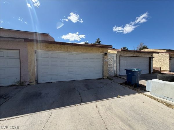 1215 Mews , Las Vegas, NV 89101