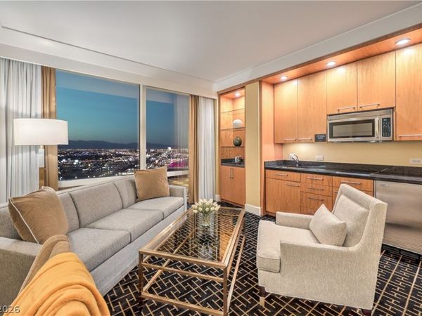 2000 Fashion Show Drive , Unit 3919, Las Vegas, NV 89109