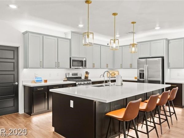 3525 Raina Ridge Court , Las Vegas, NV 89121