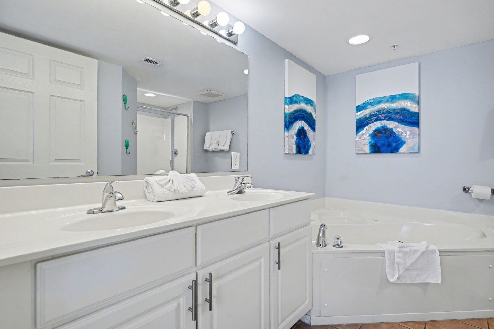 1706 Perrin Dr.  Photo 16