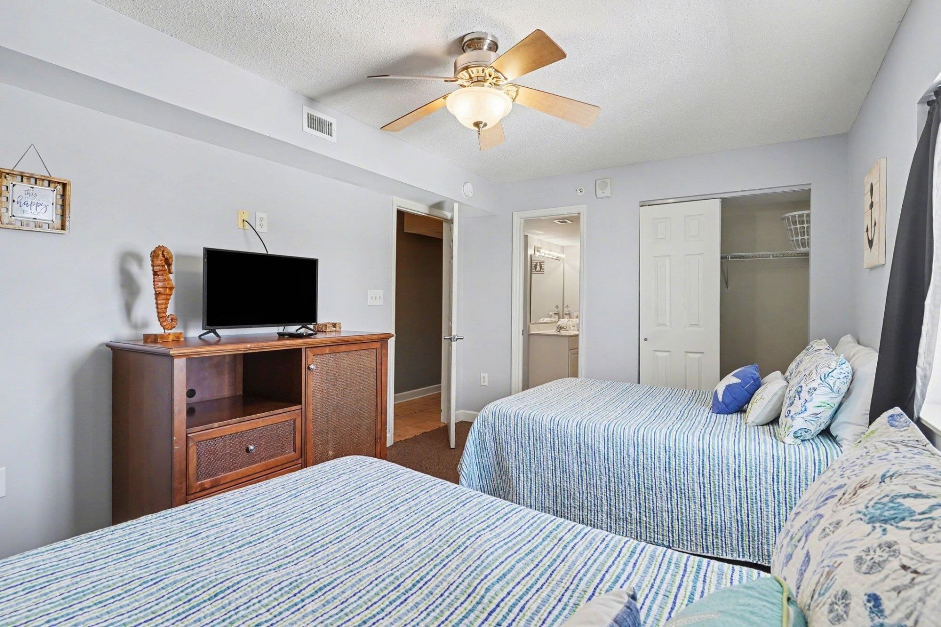 1706 Perrin Dr.  Photo 24