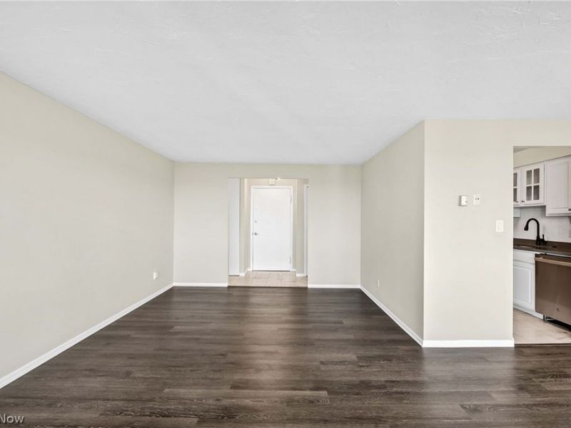 12900 Lake Avenue, Unit 1415, Lakewood, OH 44107 Photo 10