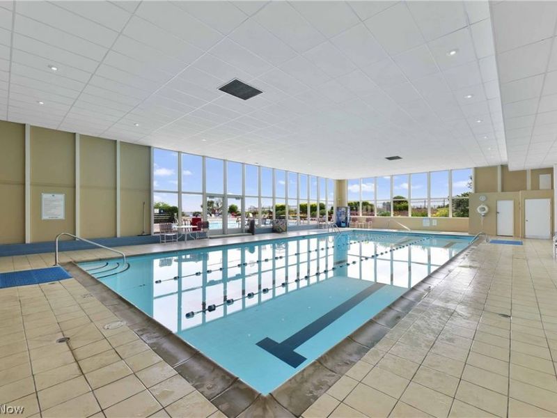 12900 Lake Avenue, Unit 1415, Lakewood, OH 44107 Photo 25