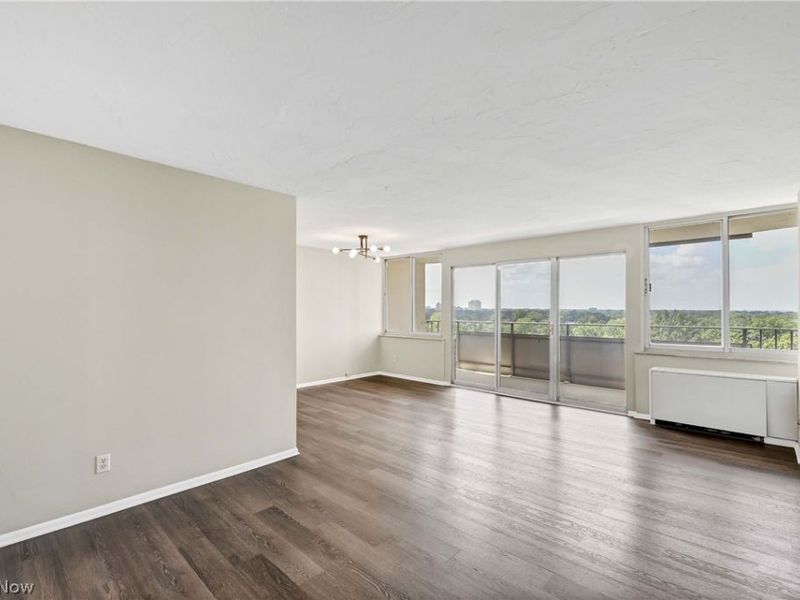 12900 Lake Avenue, Unit 1415, Lakewood, OH 44107 Photo 4