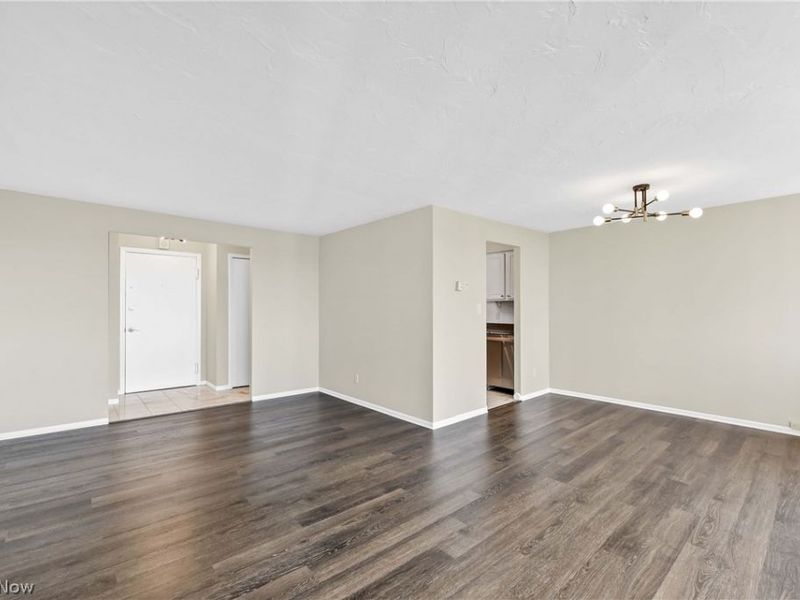 12900 Lake Avenue, Unit 1415, Lakewood, OH 44107 Photo 9