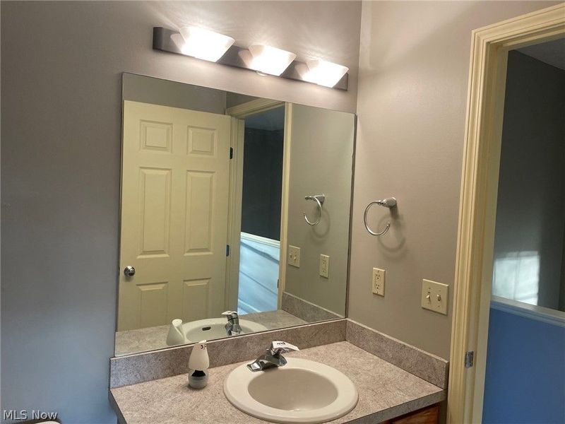 4440 Sexton Road, Cleveland, OH 44105 Photo 23