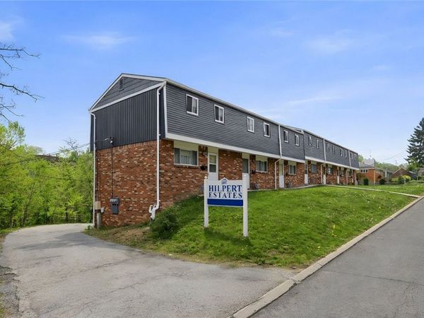 3801 Hilpert St, Pittsburgh, PA 15227