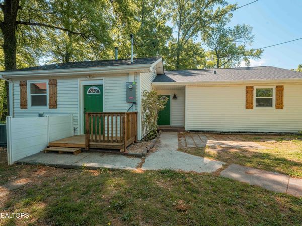 141 W Gettysburg Ave, Oak Ridge, TN 37830