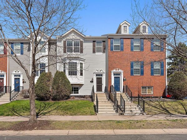 225 Heritage Lane, Circle Pines, MN 55014