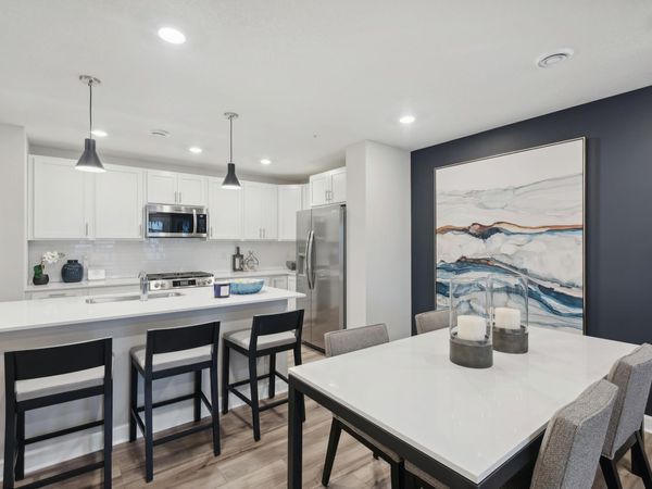 5337 Long Pointe Pass , Woodbury, MN 55129