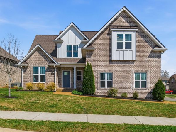 200 Ernest Dr , Lebanon, TN 37087