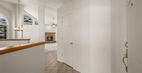 4706 Vista Mountain Court, Sparks, NV 89436 Photo