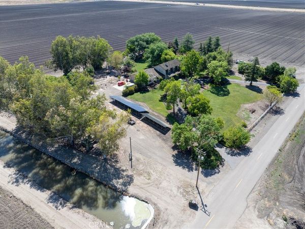15686 Cozzi Avenue, Dos Palos, CA 93620