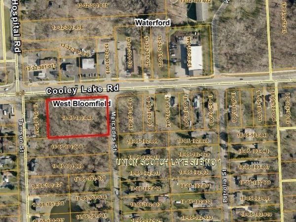 000 Cooley Lake , West Bloomfield Twp, MI 48324