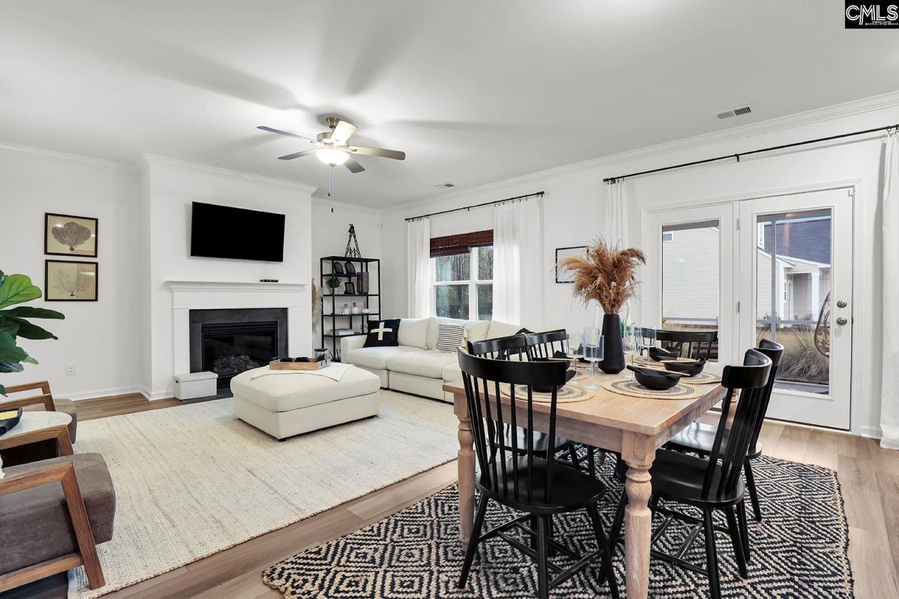 155 Kingsley Drive  Photo 11