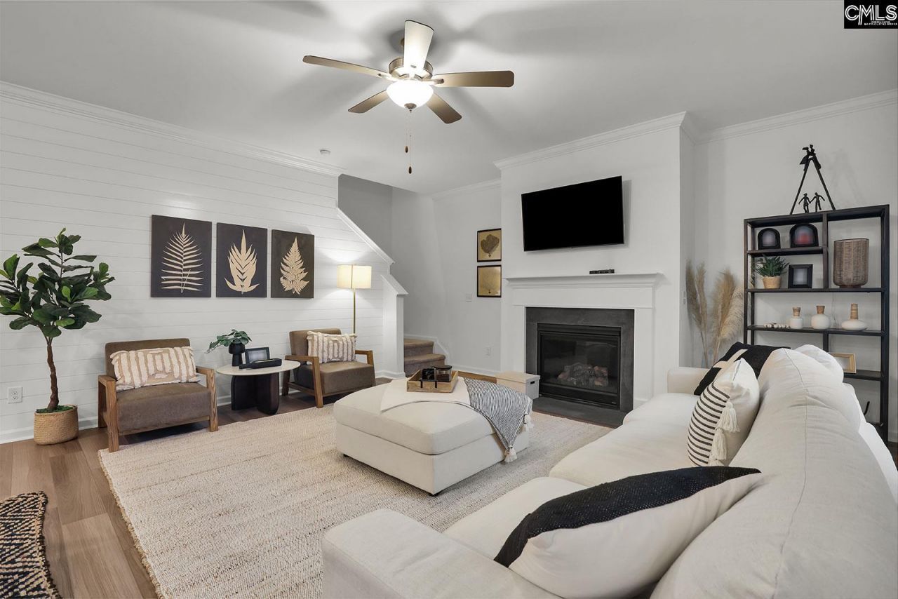 155 Kingsley Drive  Photo 14