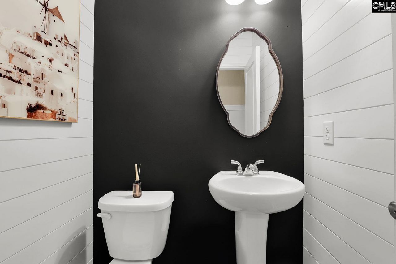 155 Kingsley Drive  Photo 17