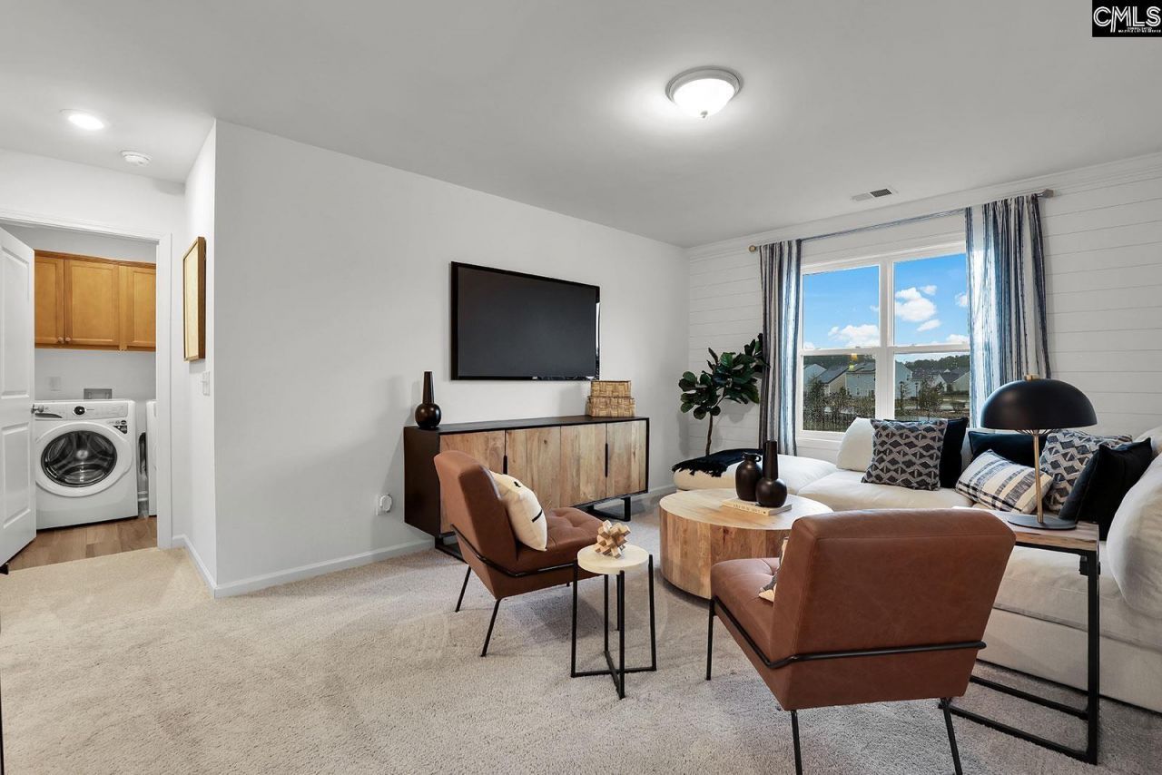 155 Kingsley Drive  Photo 21