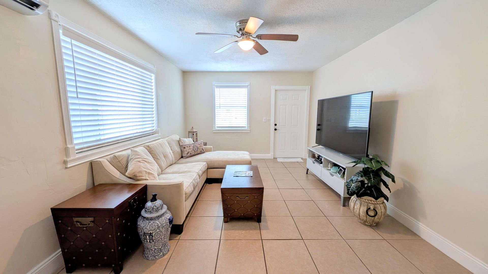 407 NW 7th Street, Boynton Beach, FL 33426 Photo