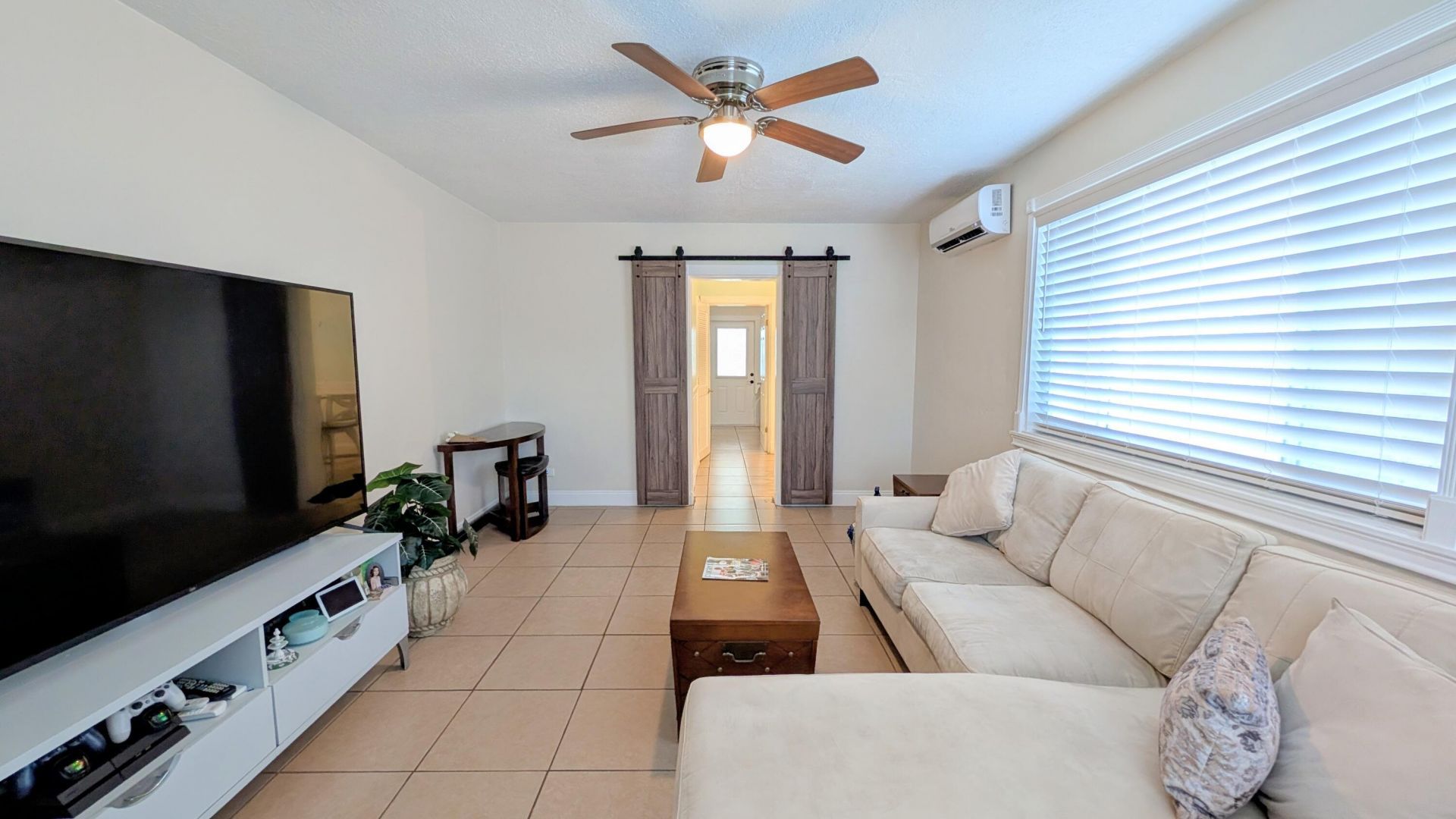 407 NW 7th Street, Boynton Beach, FL 33426 Photo