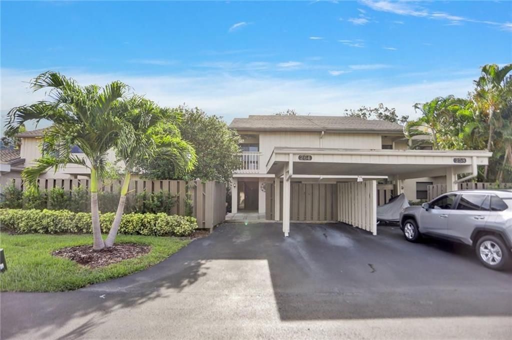 264 Deer Creek Wildwood Lane E, Deerfield Beach, FL 33442 Photo