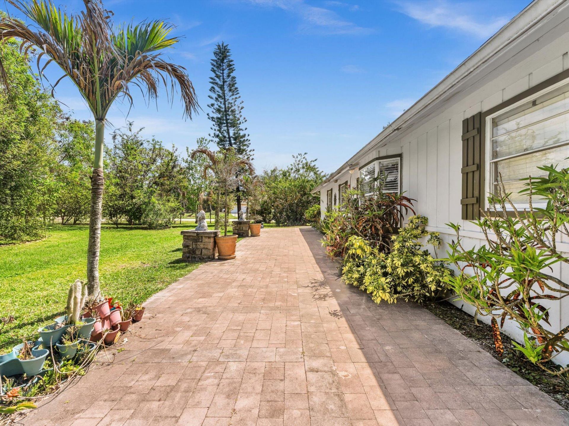 5209 Coconut Boulevard, The Acreage, FL 33411 Photo