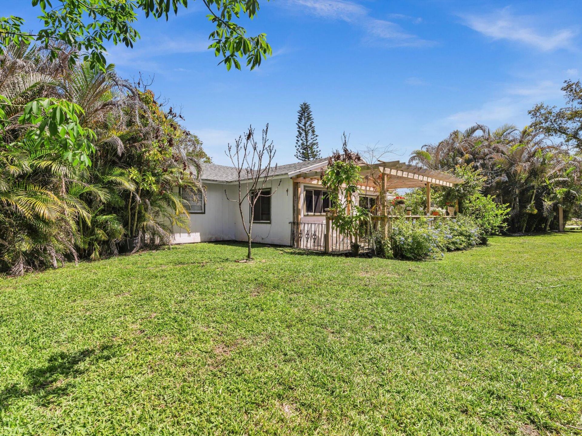5209 Coconut Boulevard, The Acreage, FL 33411 Photo
