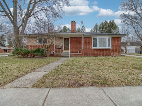 33725 Cindy Street, Livonia, MI 48150