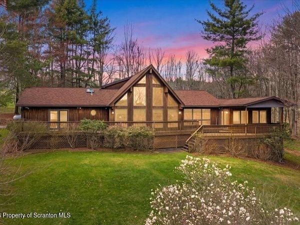 59 Steamers Lane, New Milford, PA 18834