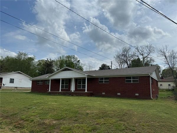 208 E Fir Street , Russellville, AR 72802