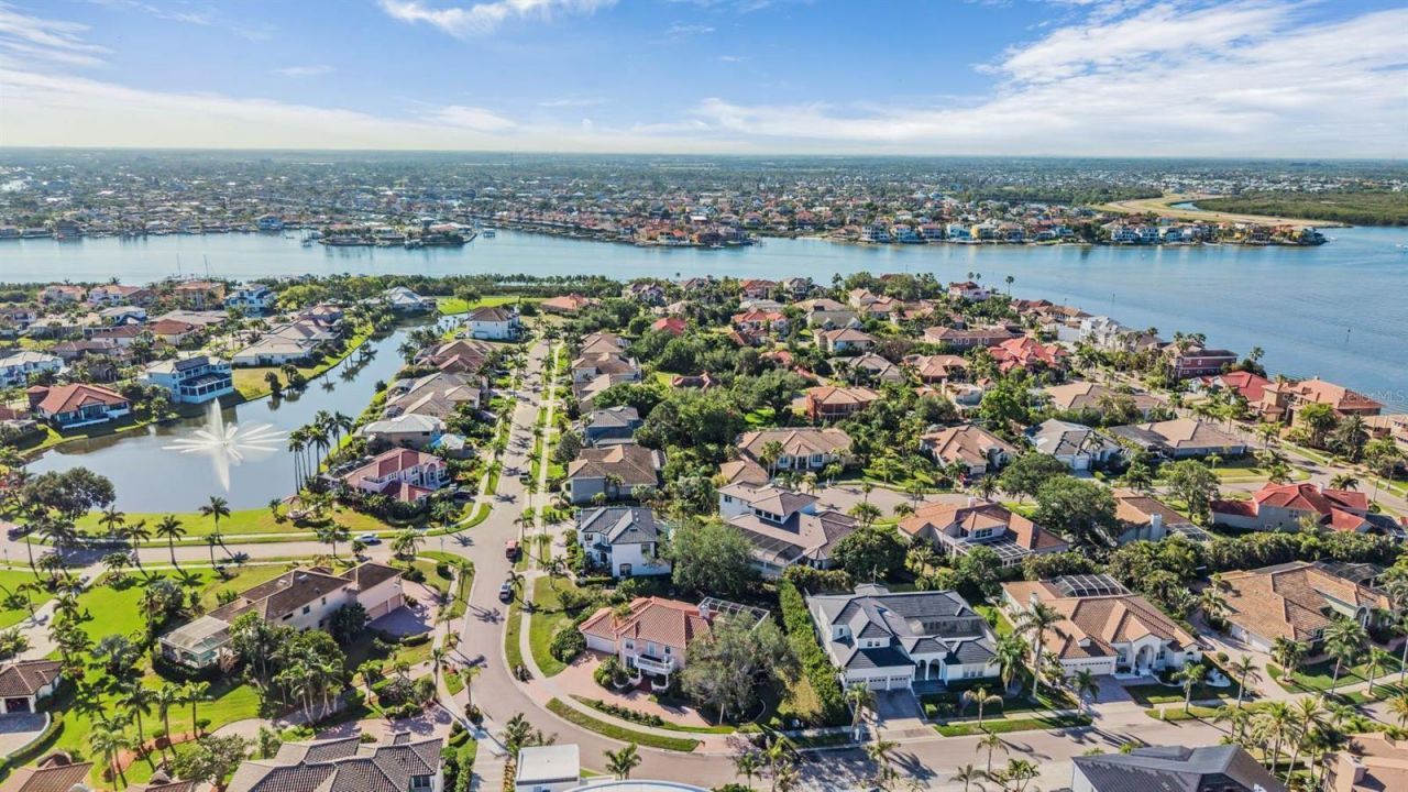 1422 Jumana Loop, Apollo Beach, FL 33572 Photo