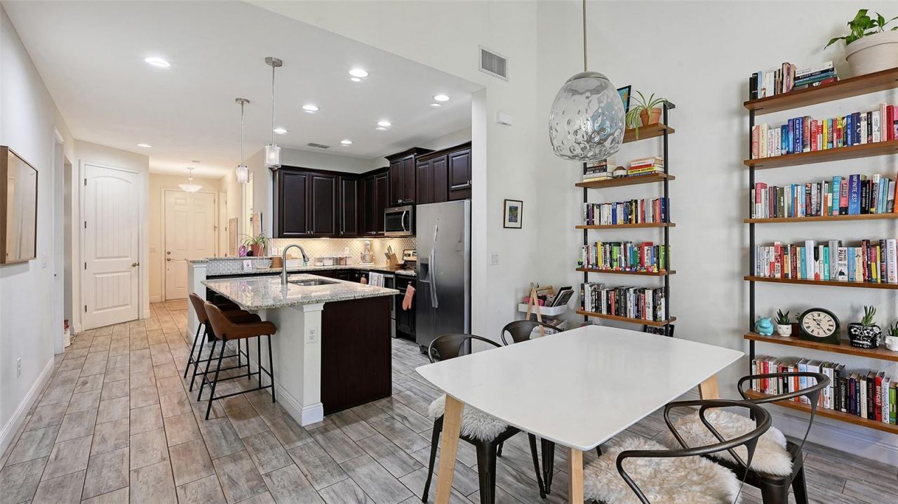 3693 Divot Lane, Sarasota, FL 34232 Photo