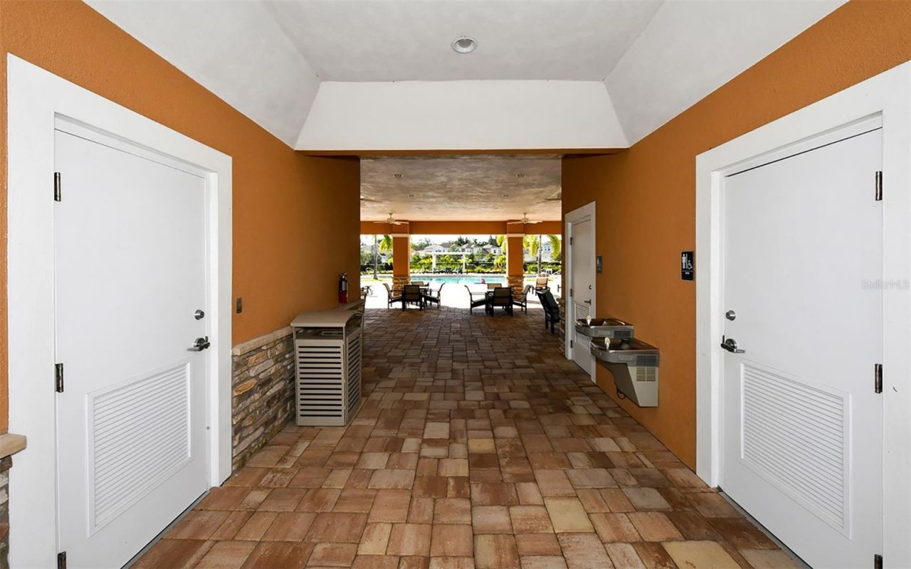 3693 Divot Lane, Sarasota, FL 34232 Photo