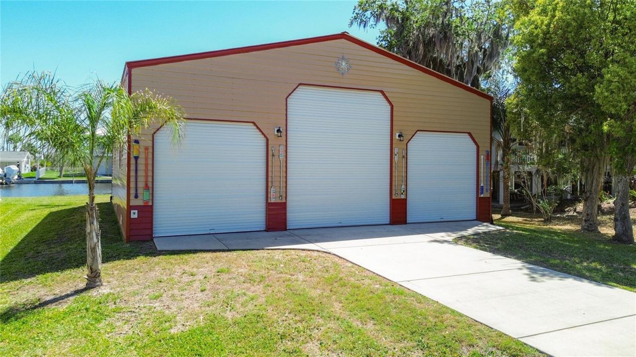1920 NW 16th Street, Crystal River, FL 34428 Photo
