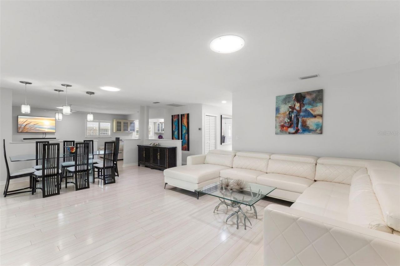 2836 Quail Hollow Road W, Clearwater, FL 33761 Photo