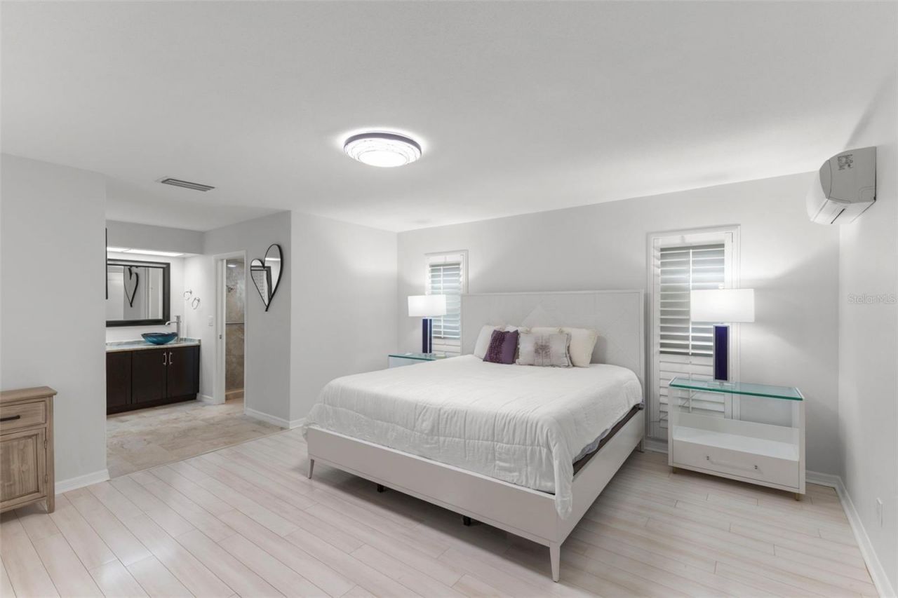 2836 Quail Hollow Road W, Clearwater, FL 33761 Photo