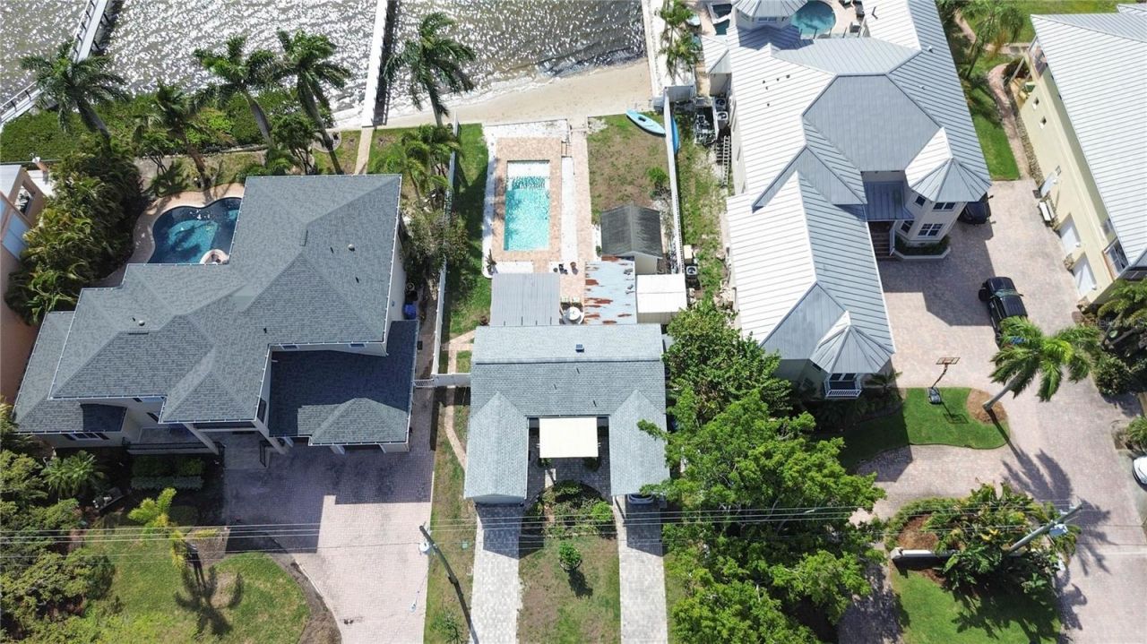 950 Weedon Drive Ne, Saint Petersburg, FL 33702 Photo
