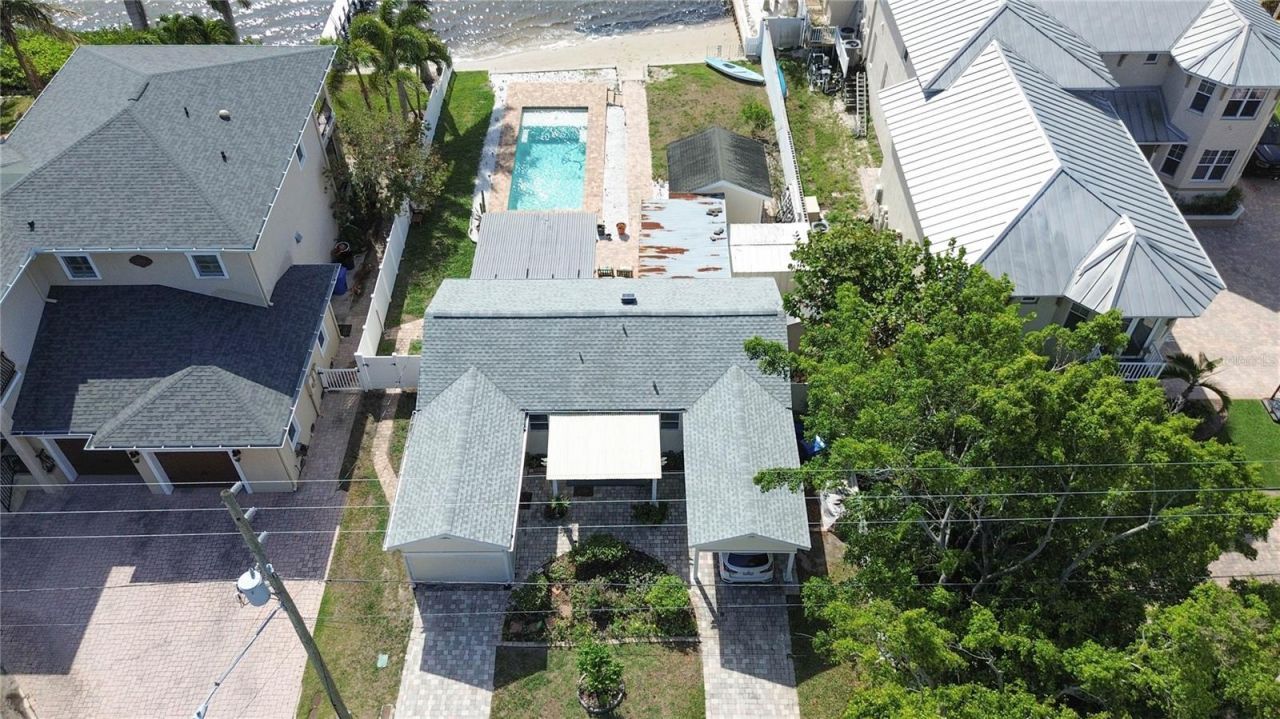 950 Weedon Drive Ne, Saint Petersburg, FL 33702 Photo