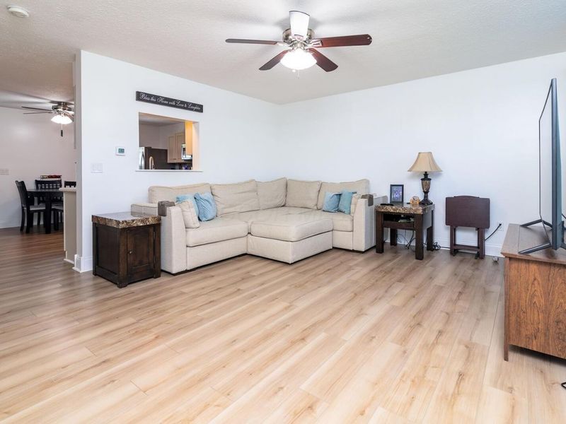 155 Walnut Creek Drive , Commercial Point, OH 43116 Photo 4