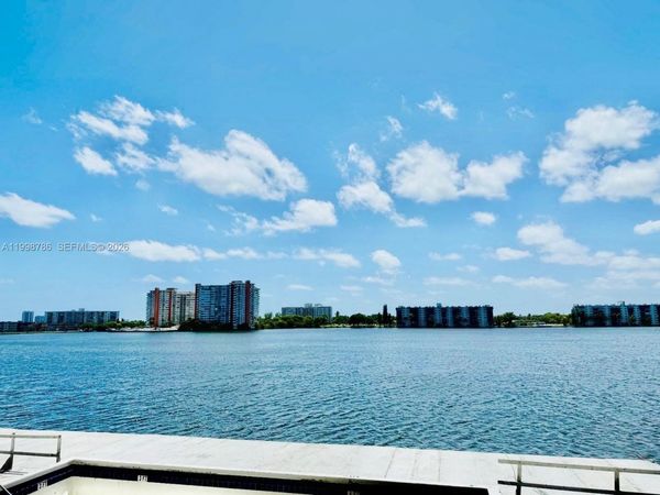 1150 NE 191st St , Unit 38, Miami, FL 33179