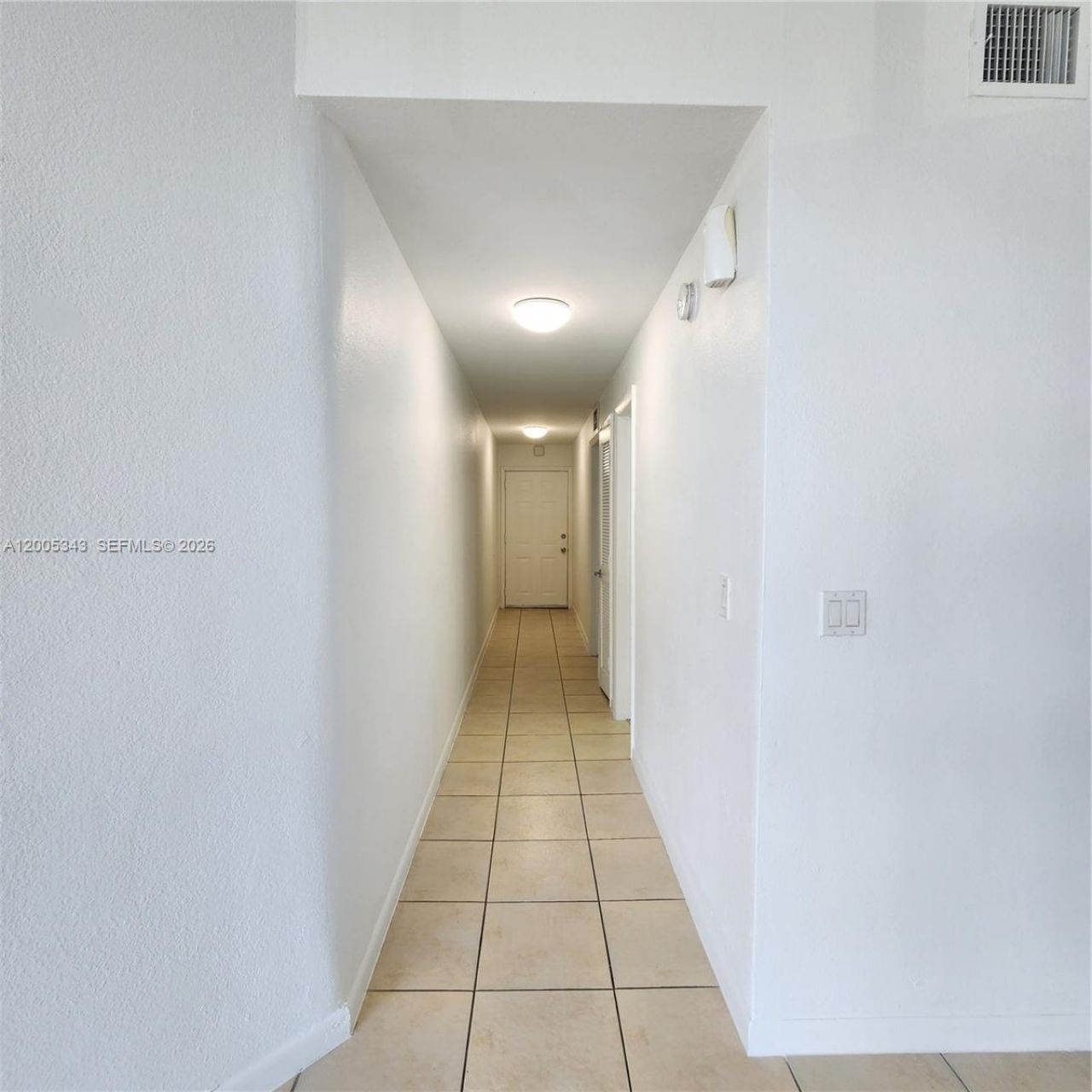 1185 Marseille Dr , Unit 209, Miami Beach, FL 33141 Photo