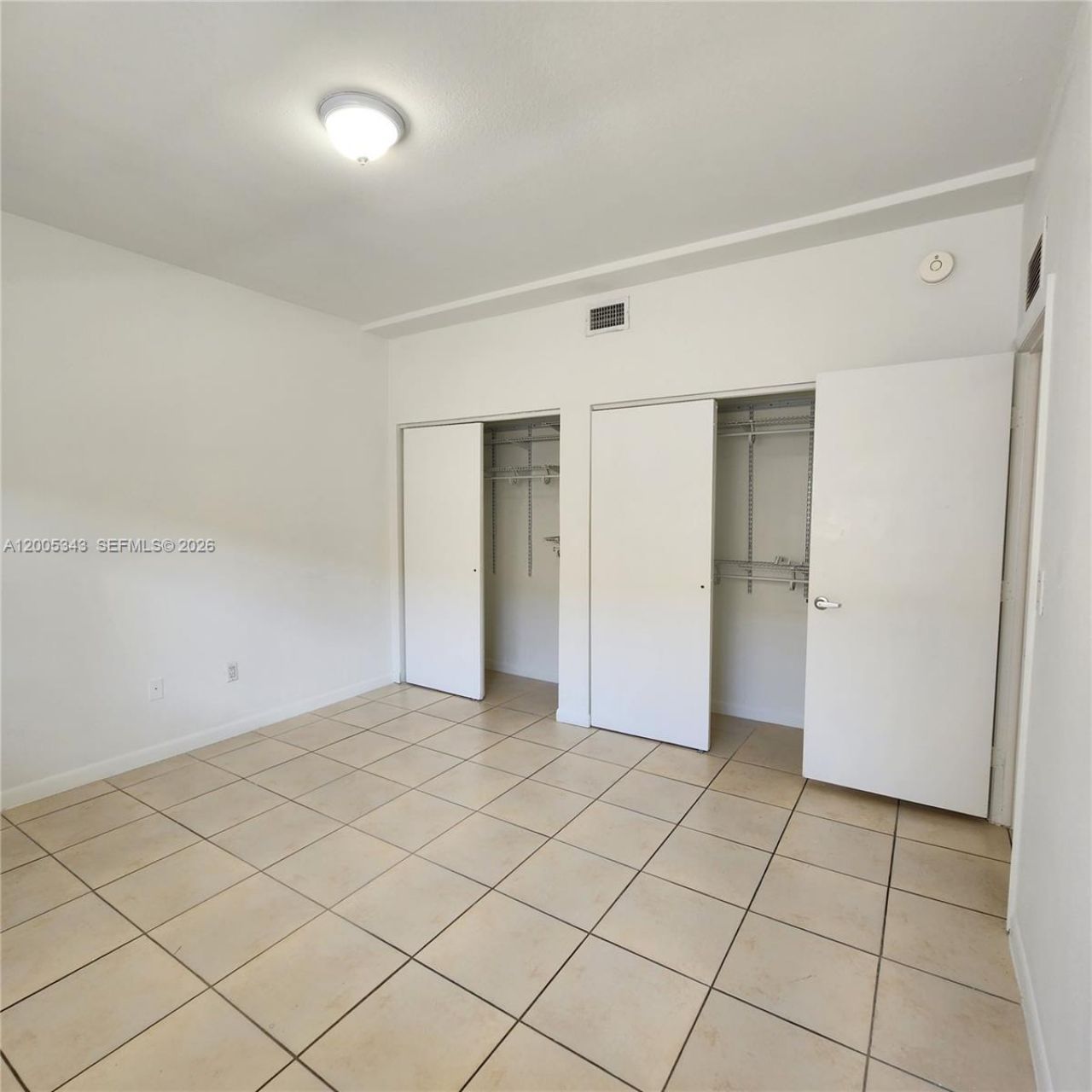 1185 Marseille Dr , Unit 209, Miami Beach, FL 33141 Photo