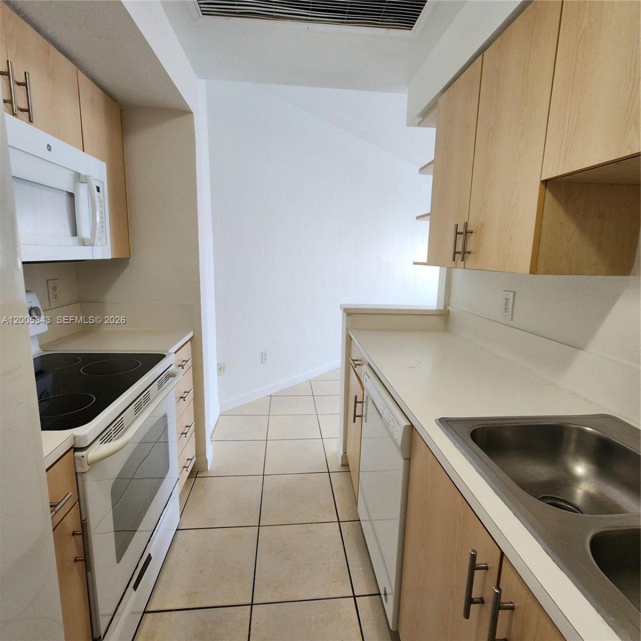 1185 Marseille Dr , Unit 209, Miami Beach, FL 33141 Photo