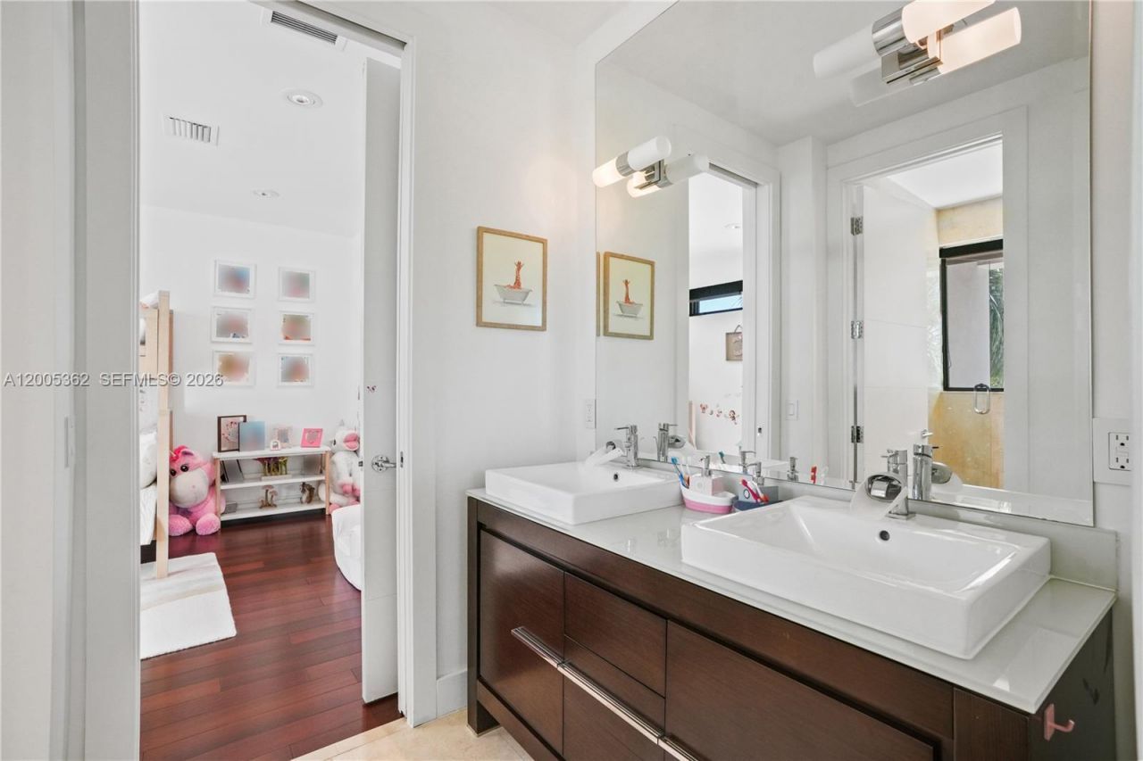 762 Fernwood Rd, Key Biscayne, FL 33149 Photo