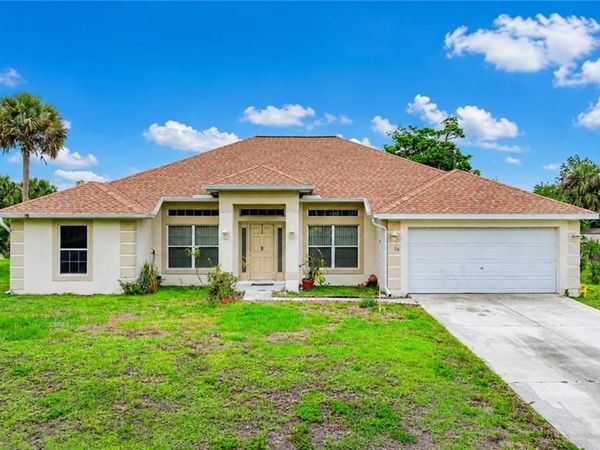 20 Hampton AVE, LEHIGH ACRES, FL 33936