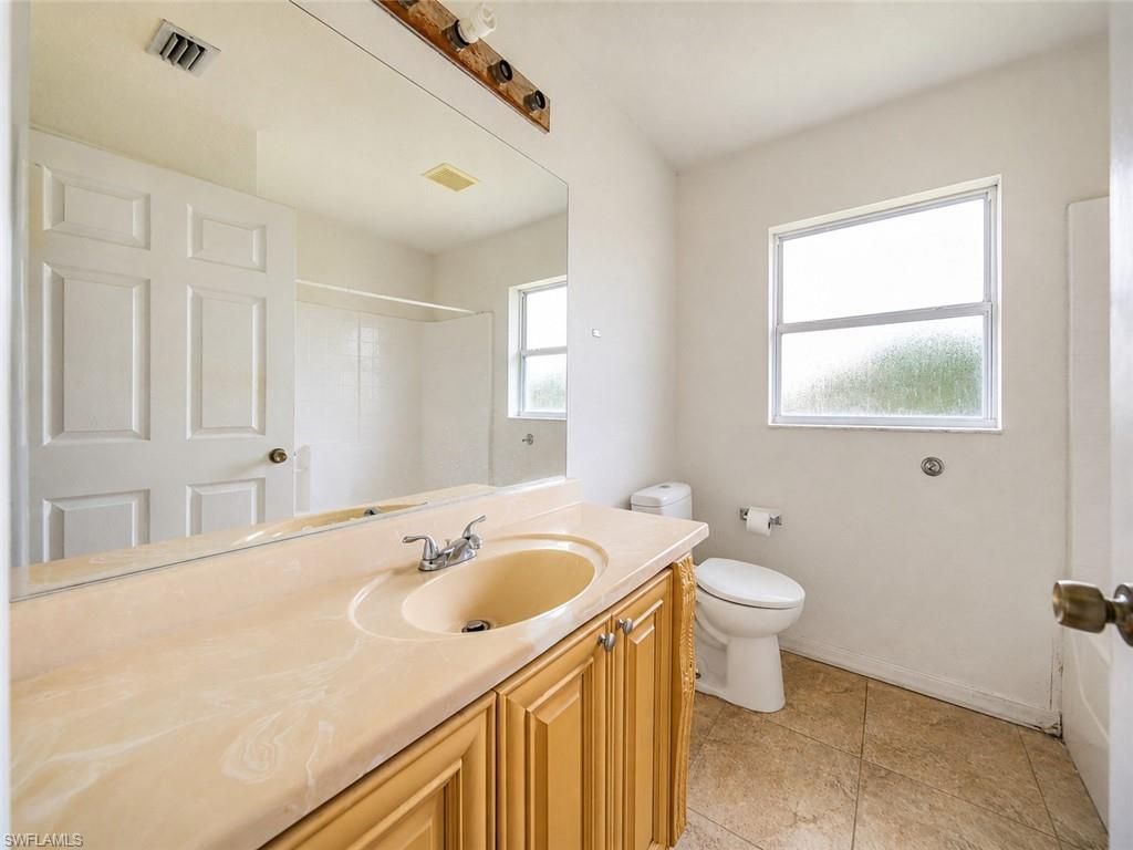 20 Hampton Ave, Lehigh Acres, FL 33936 Photo