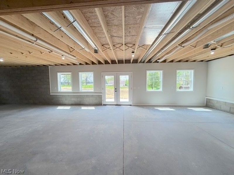 910 W Main Street, Sugarcreek, OH 44681 Photo 26